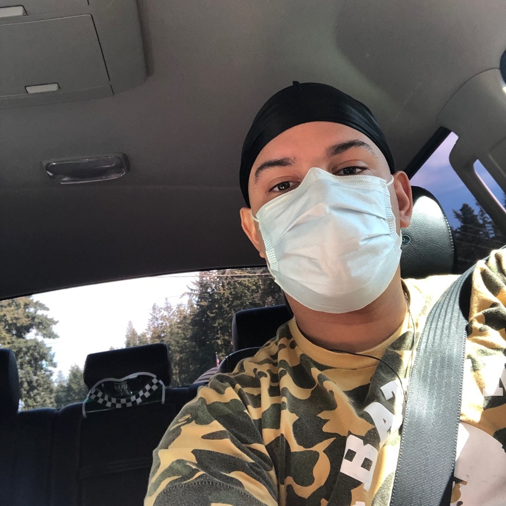 Meet your Posher, Cesar